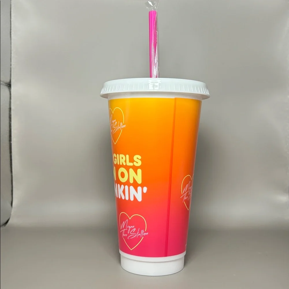 Limited Edition Hot Girls Run On Dunkin Cup Megan Thee Stallion Dunkin’ Rare - Picture 2 of 7